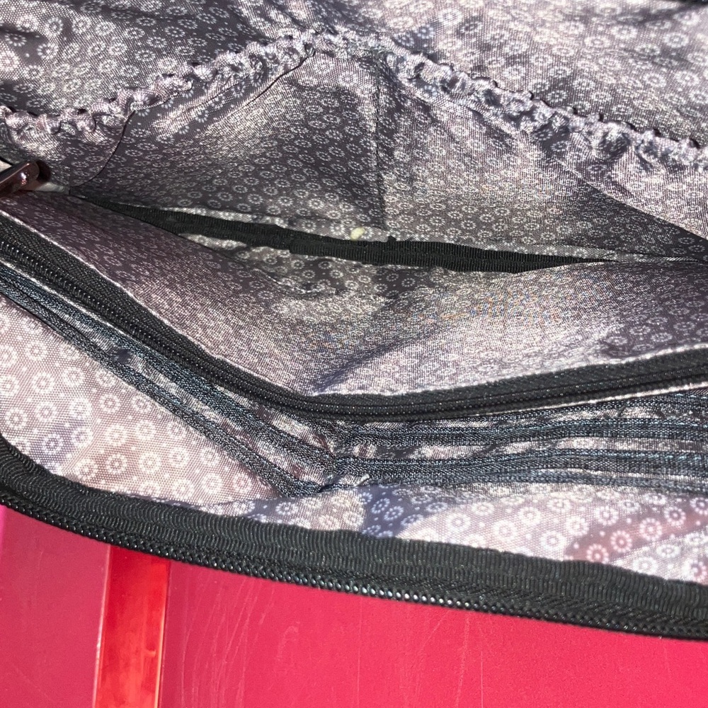 Lug Scoop Small Crossbody with RFID Pocket ‘Heather Indigo’ Dark Blue - Picture 3 of 6